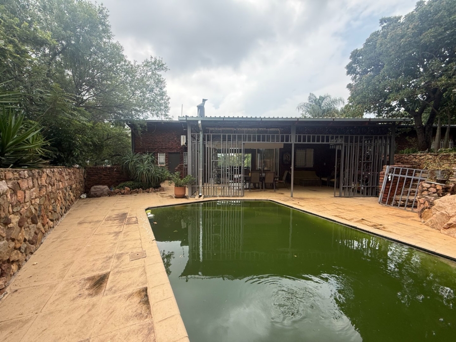 4 Bedroom Property for Sale in Schoemansville North West